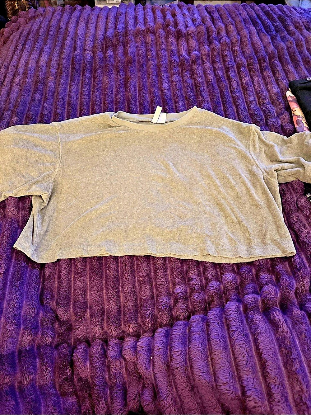 H&M Short Sleeve Tee Size Medium
